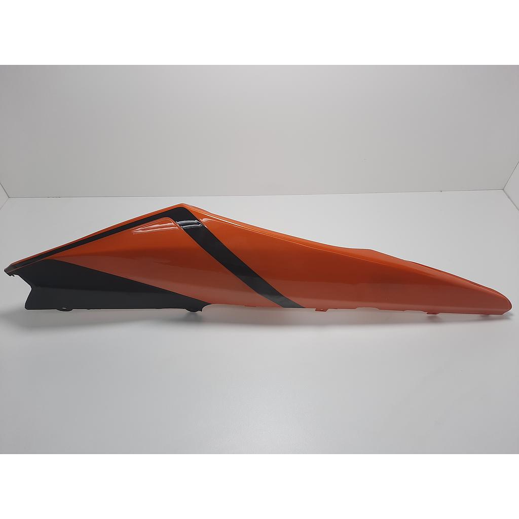 Plástico tapa lateral posterior derecho Naranja NM